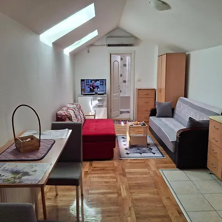 Διαμέρισμα Alisa